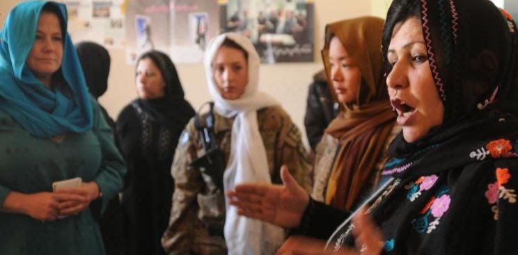 Image of a group of Afghan women speaking