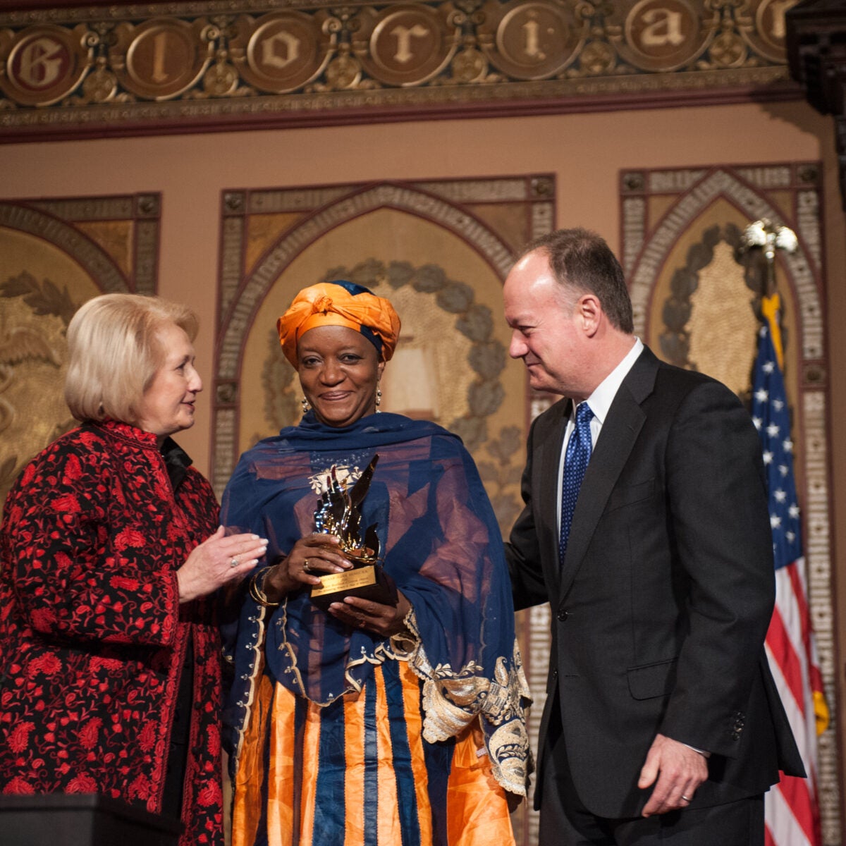 Zainab Bangura receives Hillary Rodham Clinton Award